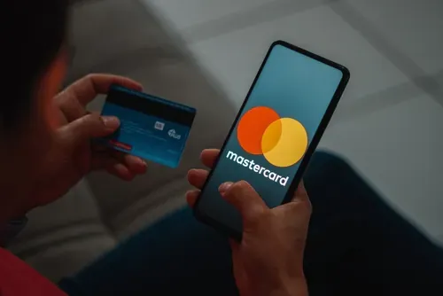 Mastercard Revoluciona Detecção de Fraudes através de IA